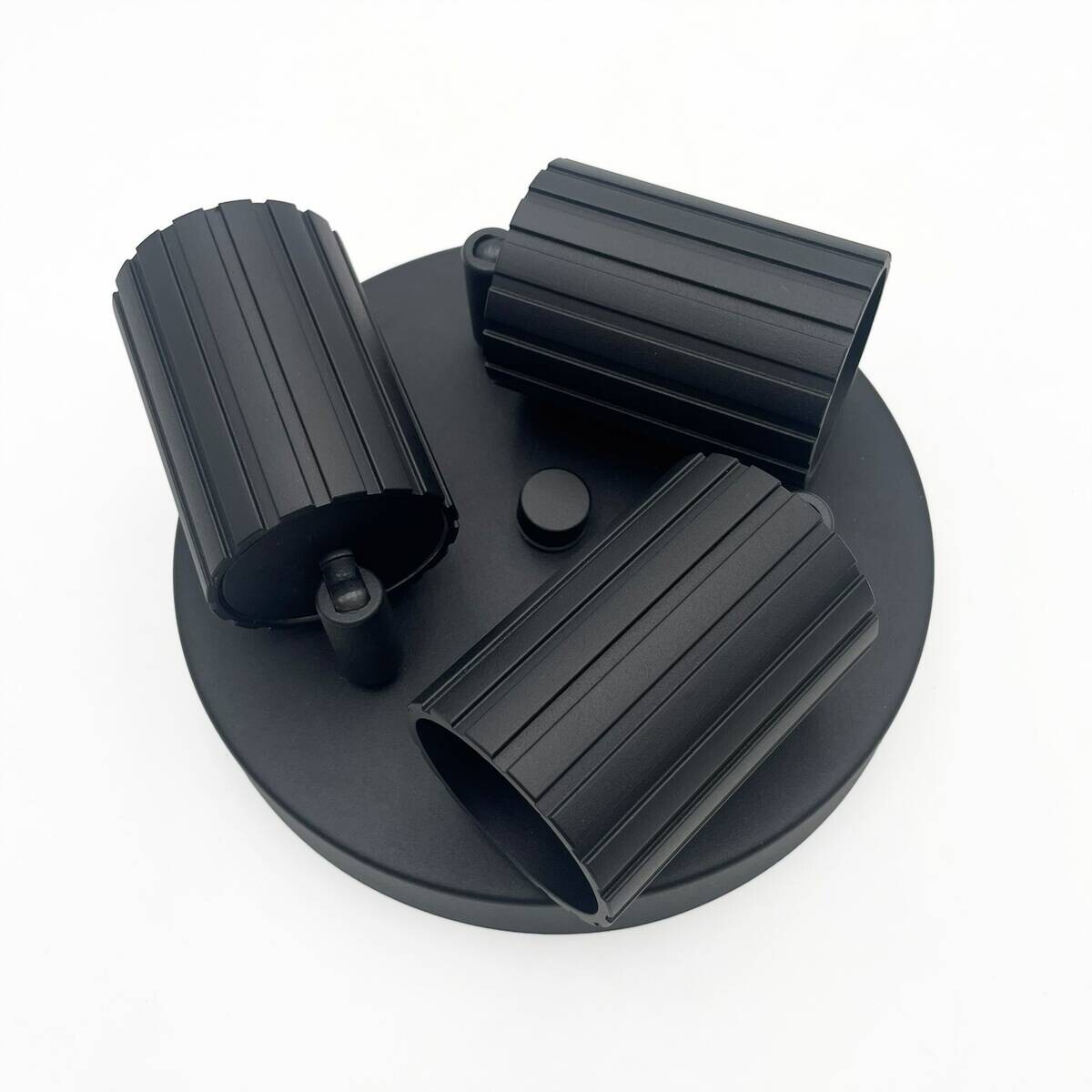 Lamkur Strahler Prisma schwarz Stahl B/H/L: ca. 18x19,5x18 cm 3 Brennstellen