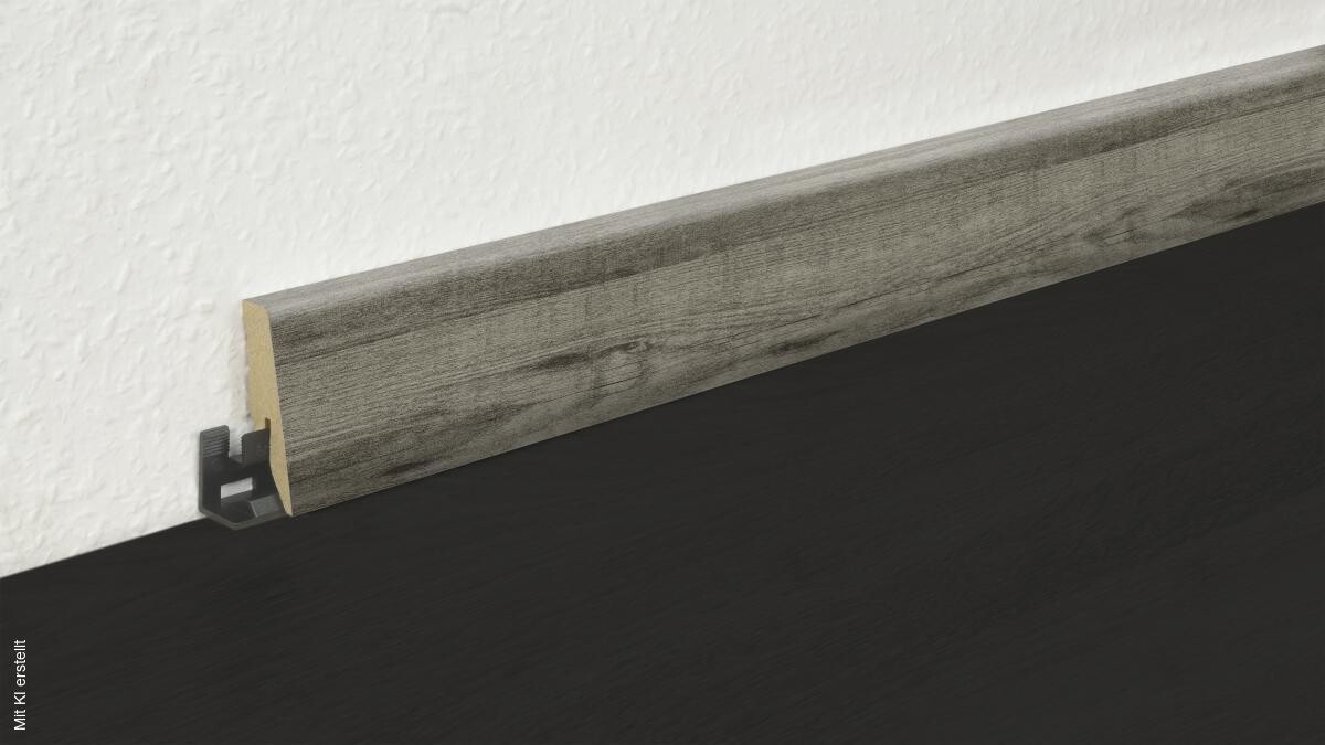 Sockelleiste L/B/H: ca. 250x1,8x5,8 cm pro Stück