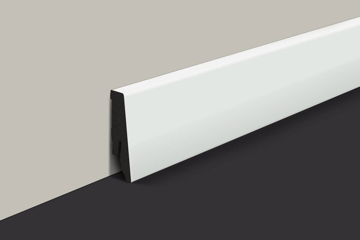 Sockelleiste L/B/H: ca. 240x1,8x5,8 cm pro Stück