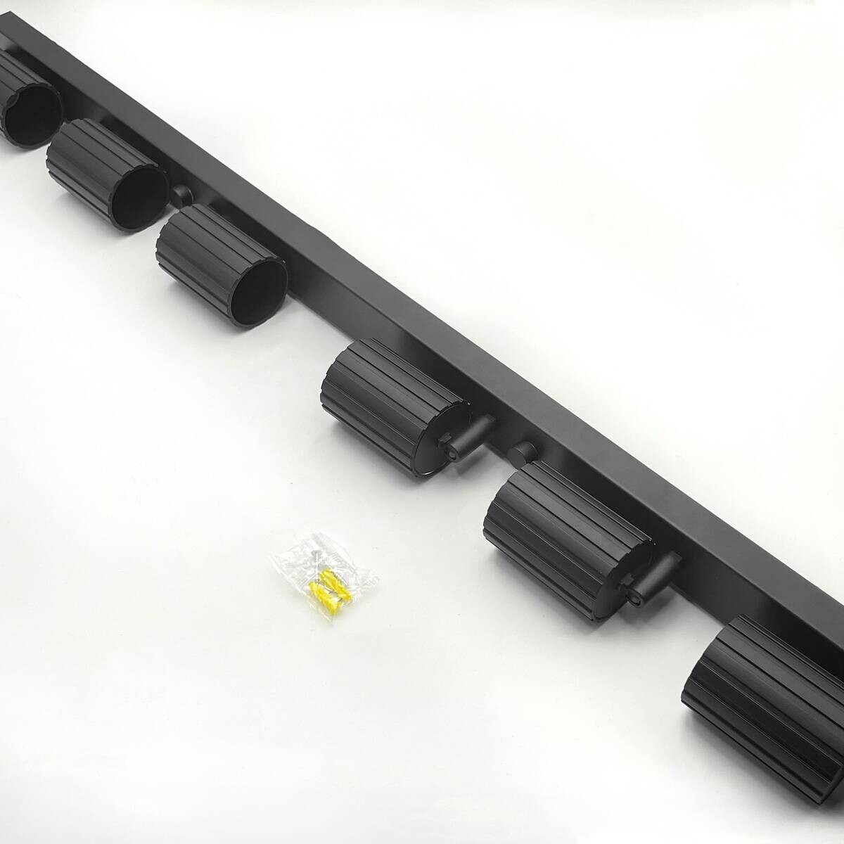 Lamkur Strahler Prisma schwarz Stahl B/H/L: ca. 6,5x16,5x117 cm 6 Brennstellen