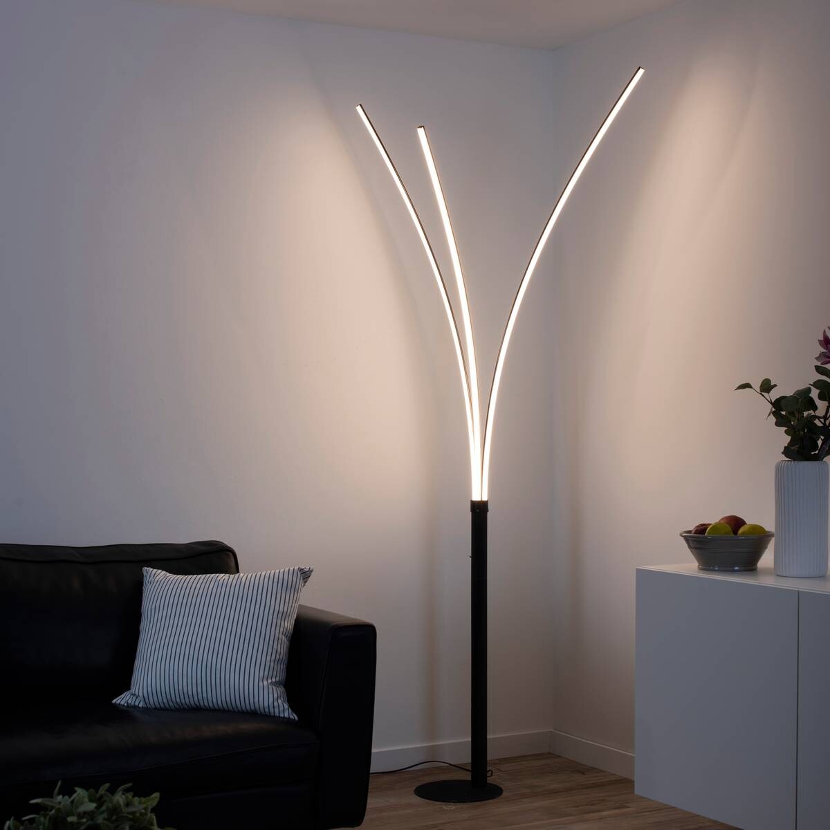 Just Light LED-Stehleuchte MAJA 15383-18 schwarz Eisen Kunststoff B/H/T: ca. 58x215x80 cm 3 Brennstellen