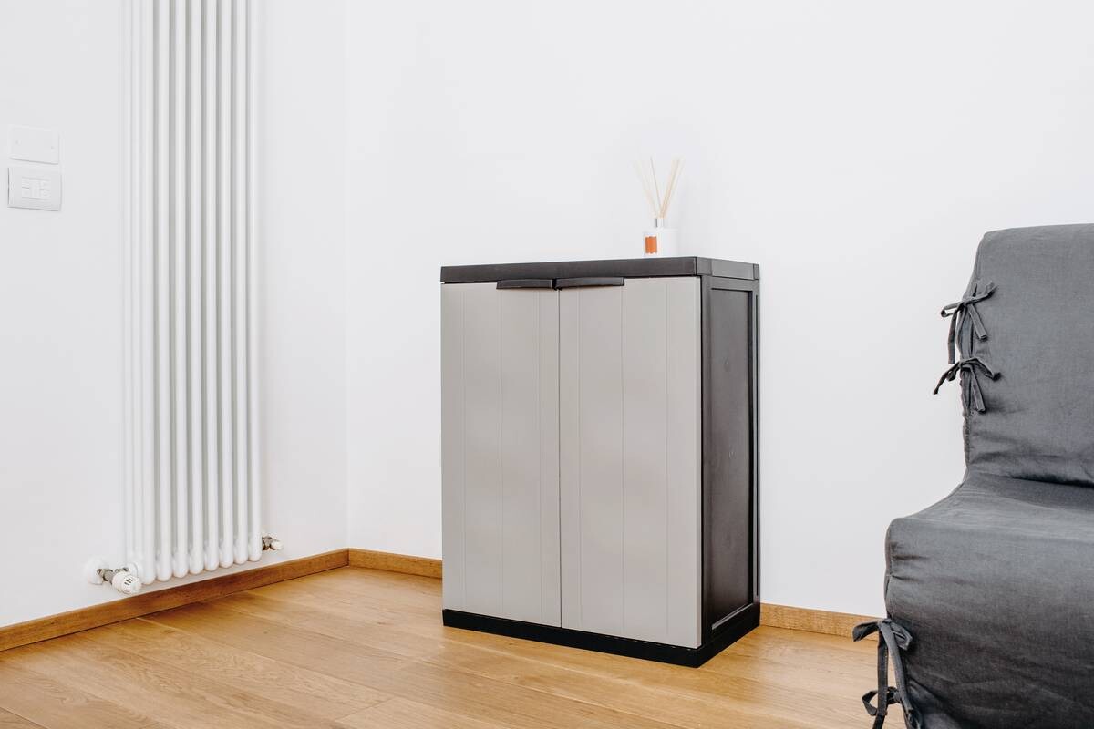 Toomax Kunststoffschrank grau B/H/T: ca. 65x85x37 cm