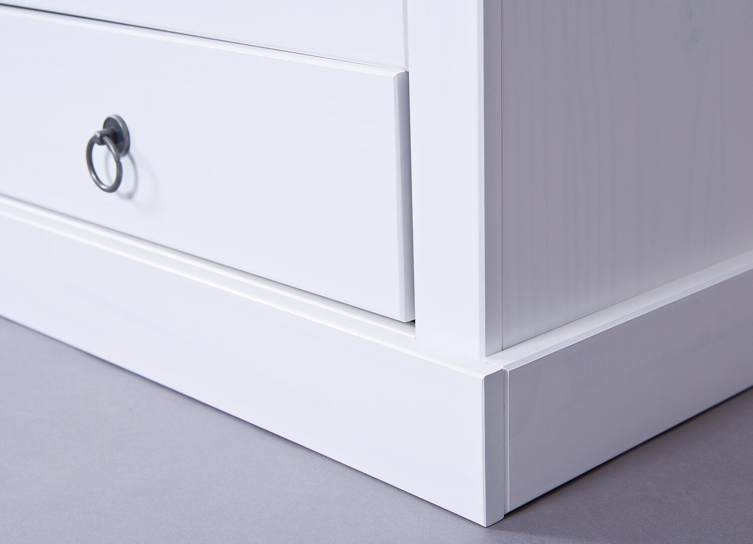 TV-Kommode Provence weiß lackiert B/H/T: ca. 118x45x39 cm