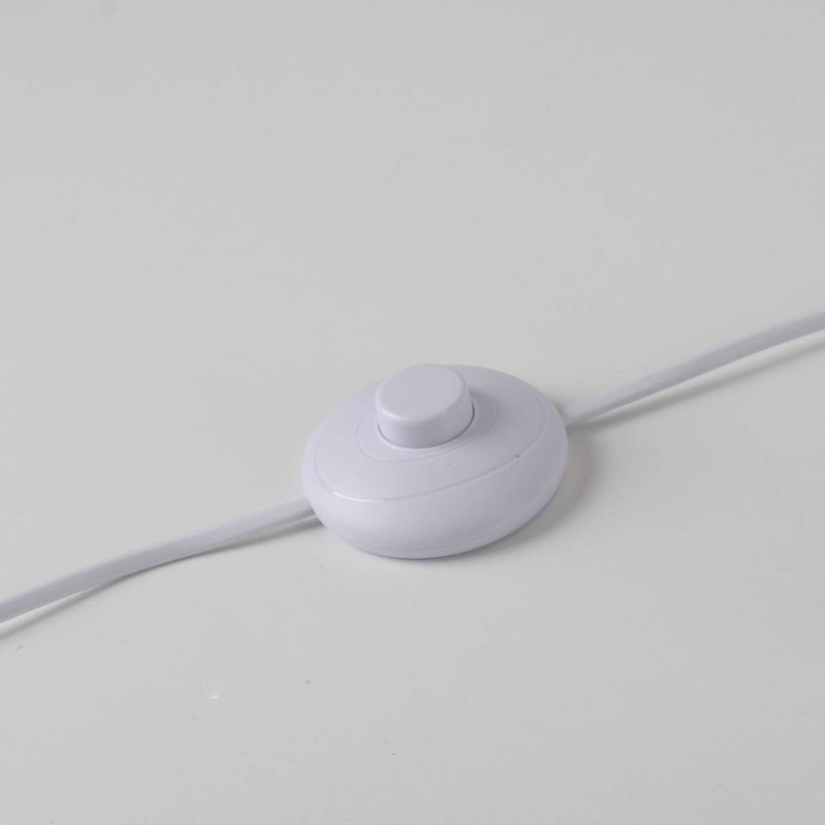 Just Light Stehlampe PN11212-16 Naomi weiß Eisen Kunststoff Stoff H/D: ca. 140x47 cm E27 1 Brennstellen