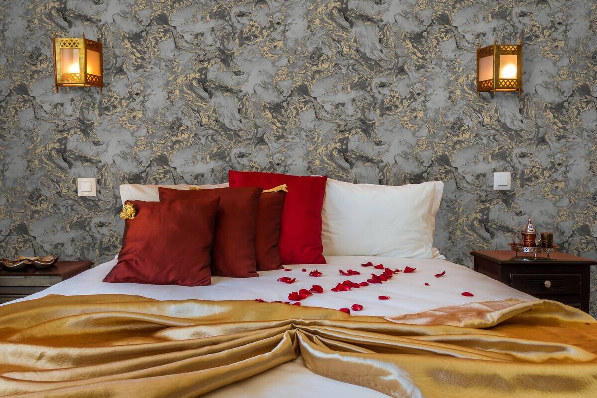 UGEPA Papiertapete Marmoroptik schwarz silber B/L: ca. 53x1005 cm