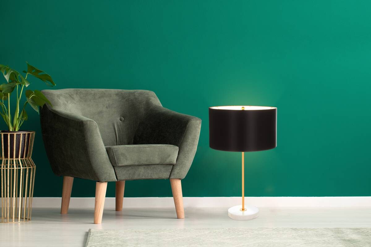 Kayoom Tischleuchte Piona 110 weiß gold schwarz Stoff Metall B/H/T: ca. 35x65x35 cm E27 1 Brennstellen