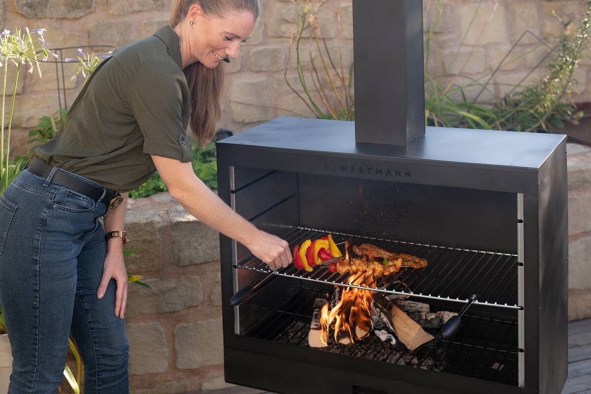 Westmann Grill-und Gartenkamin schwarz Metall B/H/T: ca. 90x160x50 cm