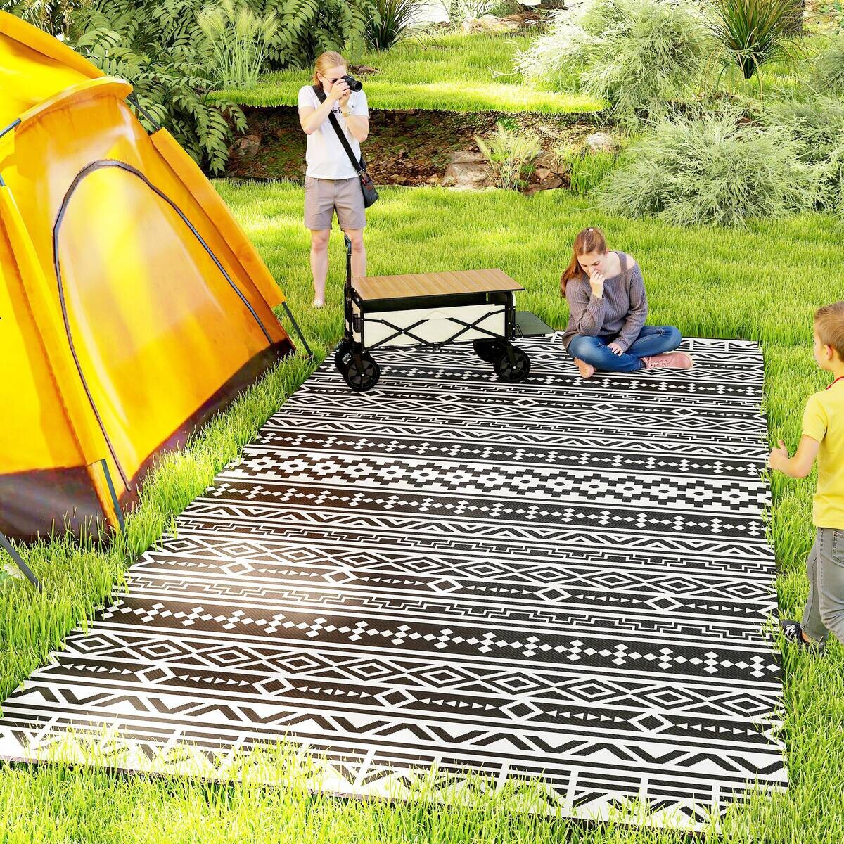 Outsunny Outdoor-Teppich schwarz B/H/L: ca. 274x0,3x548 cm