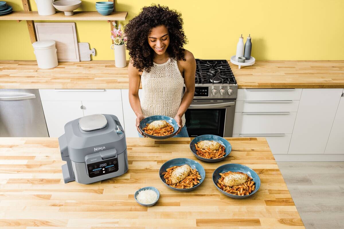 Ninja Heißluftfritteuse ON400EU grau Kunststoff B/H/L: ca. 33x31x35 cm ca. 5,7 l