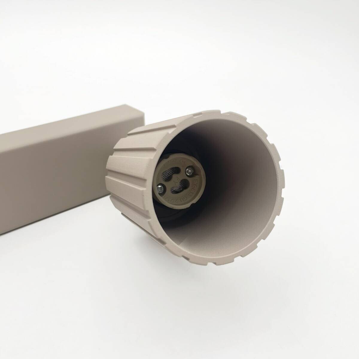 Lamkur Strahler Prisma beige Stahl B/H/L: ca. 6,5x16,5x30 cm 2 Brennstellen