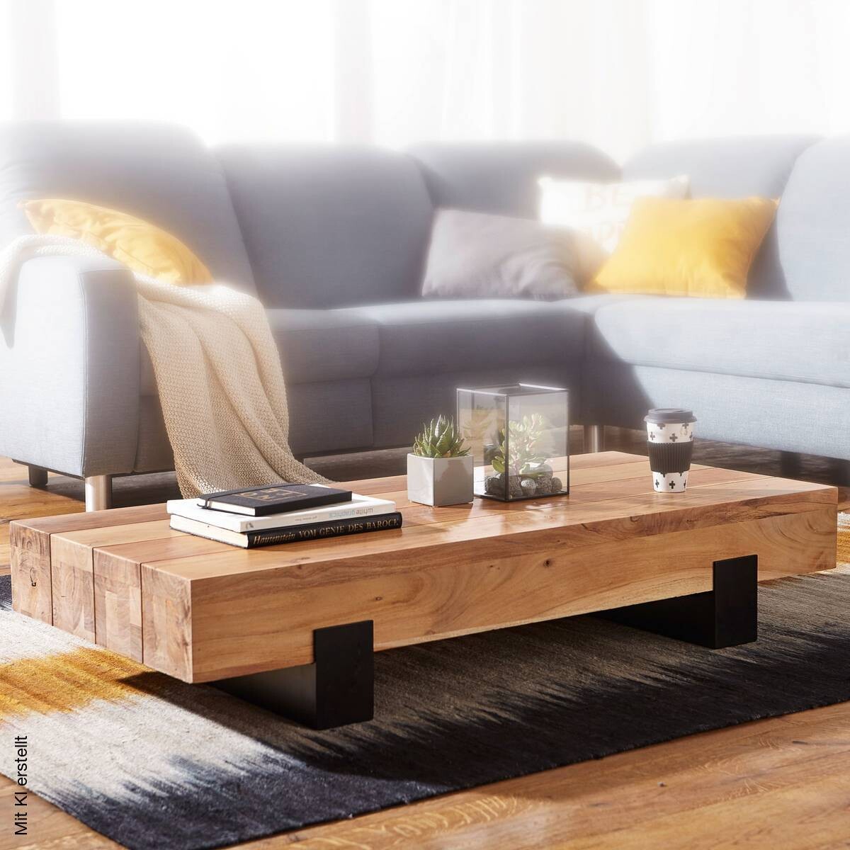 Couchtisch braun B/H/T: ca. 130x25x59 cm