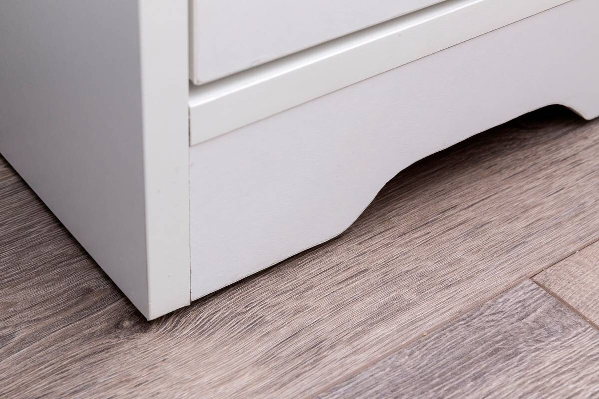 Nachtkonsole weiß B/H/T: ca. 31x49x31 cm