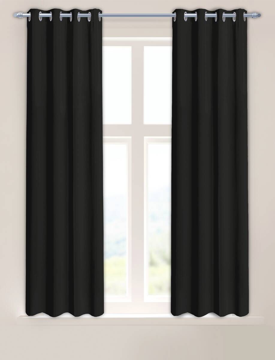 Verdunklungsvorhang Darkness schwarz B/L: ca. 135x175 cm