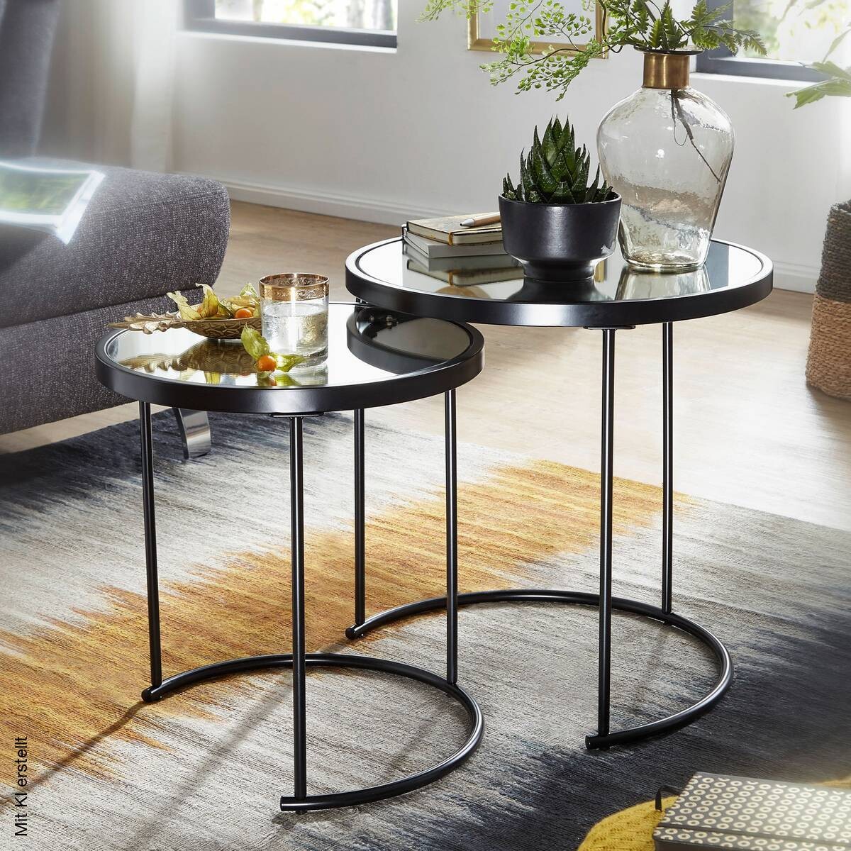 Beistelltisch 2er-Set. schwarz lackiert Glas Metall
