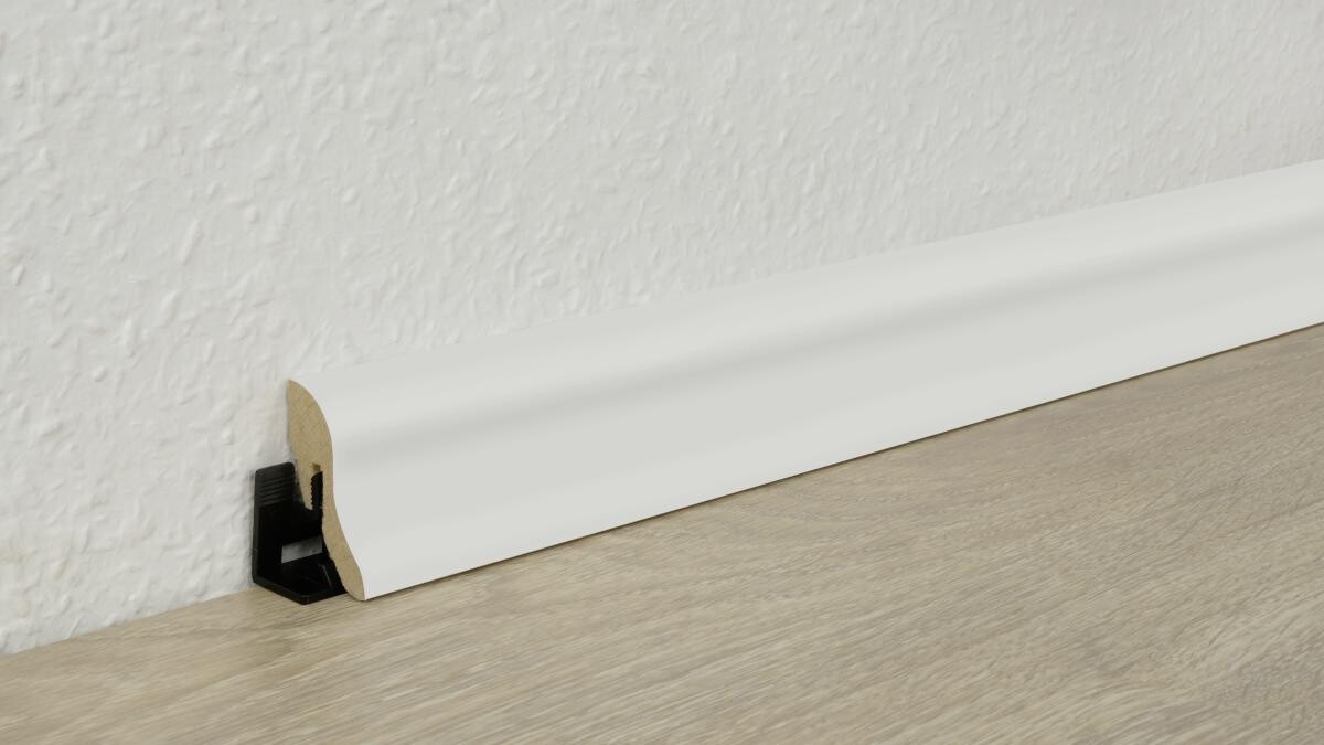 Sockelleiste L/B/H: ca. 250x2,2x4 cm pro Stück