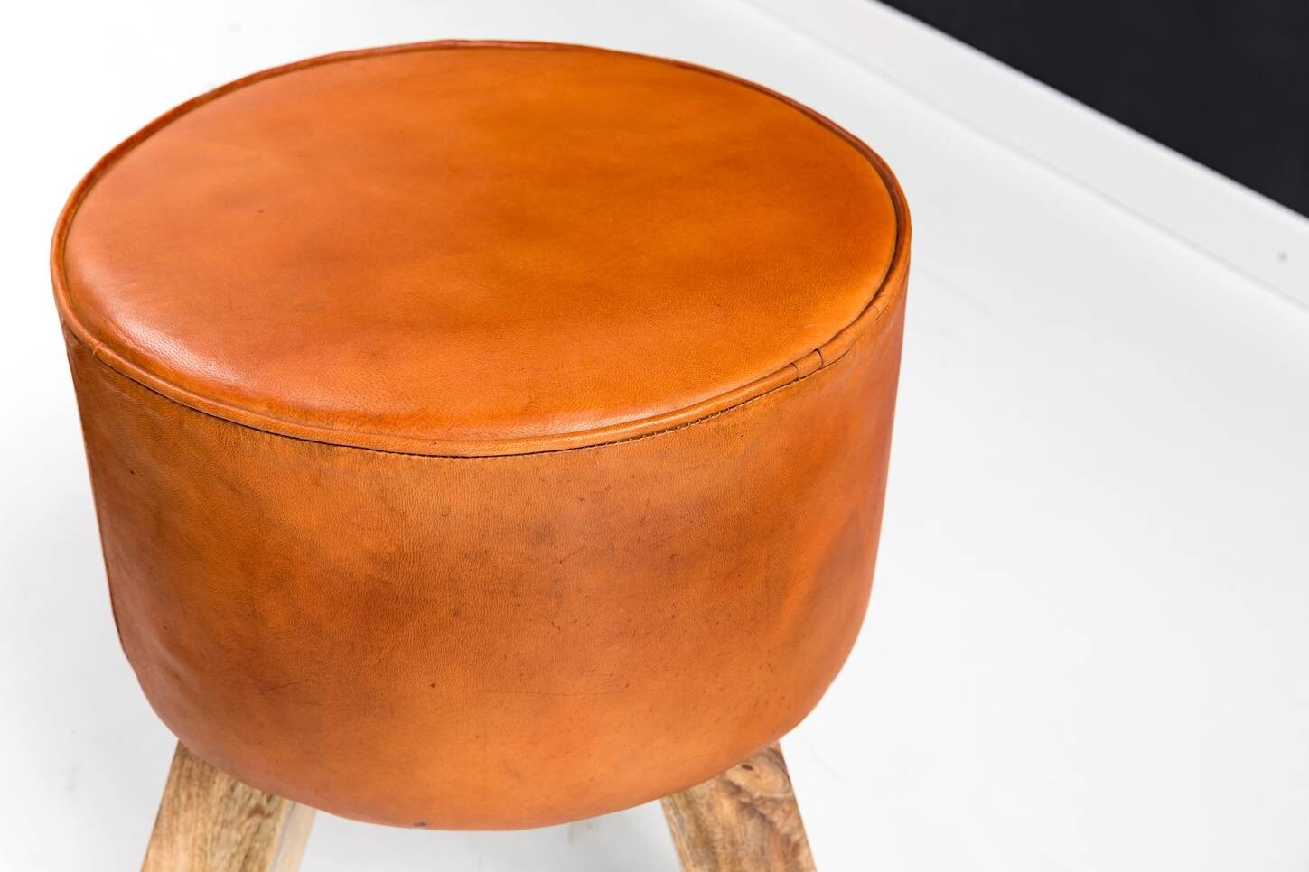 Wohnling Sitzhocker braun natur Leder Echtholz B/H/T: ca. 37x45x37 cm