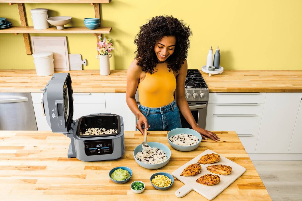 Ninja Heißluftfritteuse ON400EU grau Kunststoff B/H/L: ca. 33x31x35 cm ca. 5,7 l