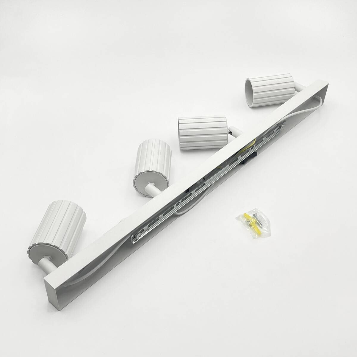 Lamkur Strahler Prisma weiß Stahl B/H/L: ca. 6,5x16,5x81 cm 4 Brennstellen