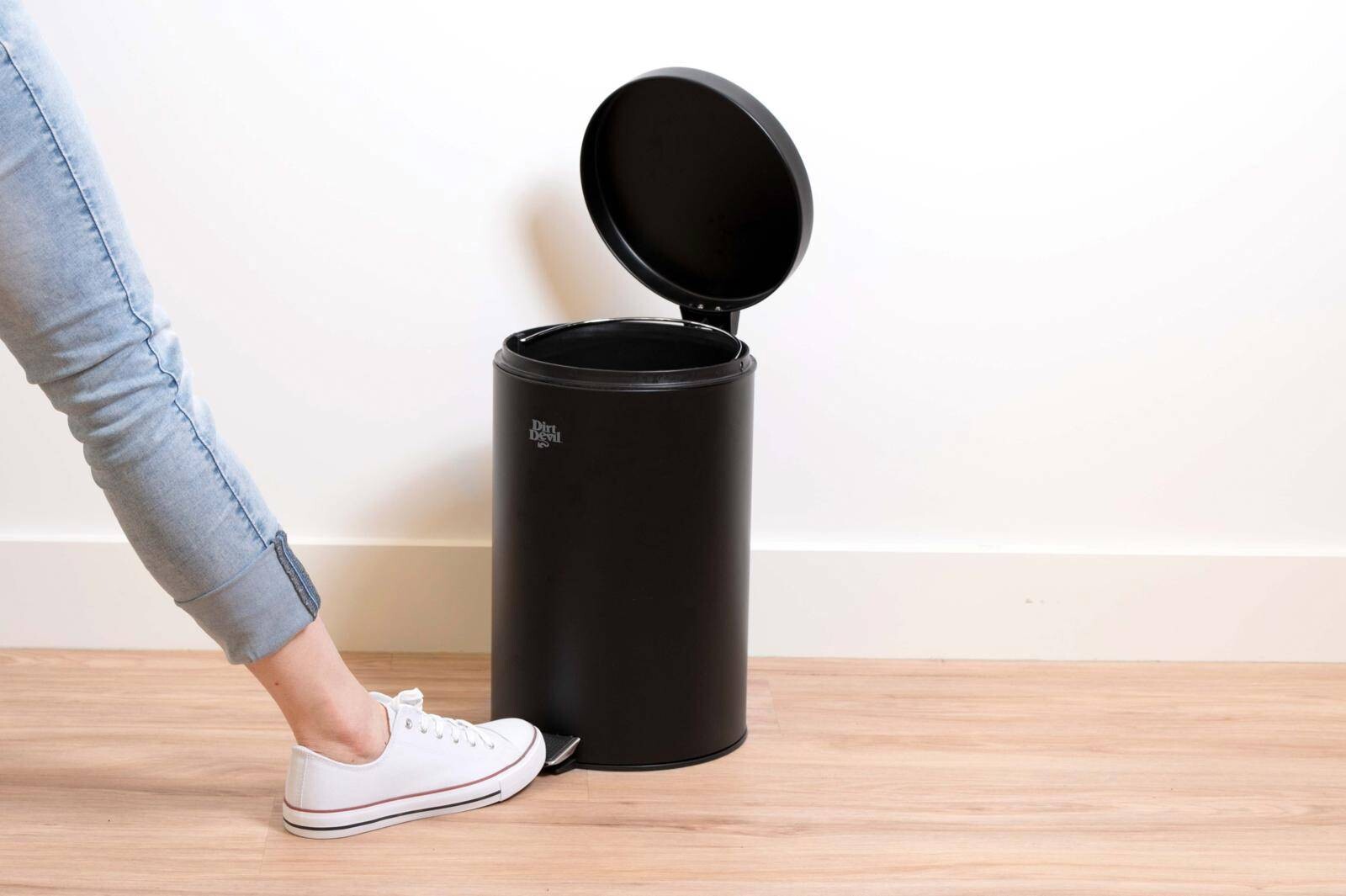 Dirt Devil Treteimer schwarz Stahl H: ca. 40 cm