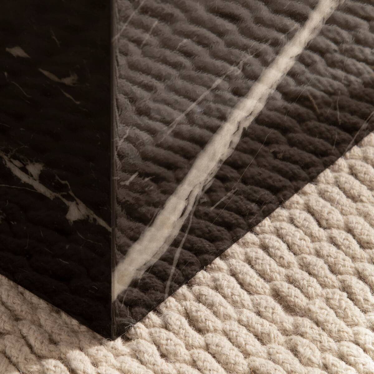 Wohnling Couchtisch schwarz Marmor B/H/T: ca. 40x45x40 cm