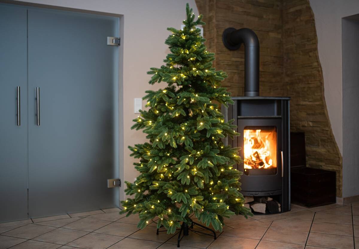 Evergreen Weihnachtsbaum Roswell Kiefer grün PVC H/D: ca. 210x122 cm