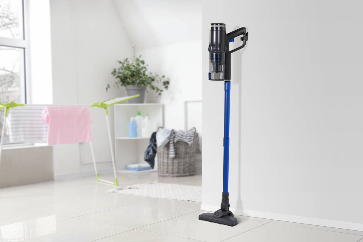 CLEANmaxx Akku-Staubsauger blau grau B/H/L: ca. 18,1x24,5x39,5 cm