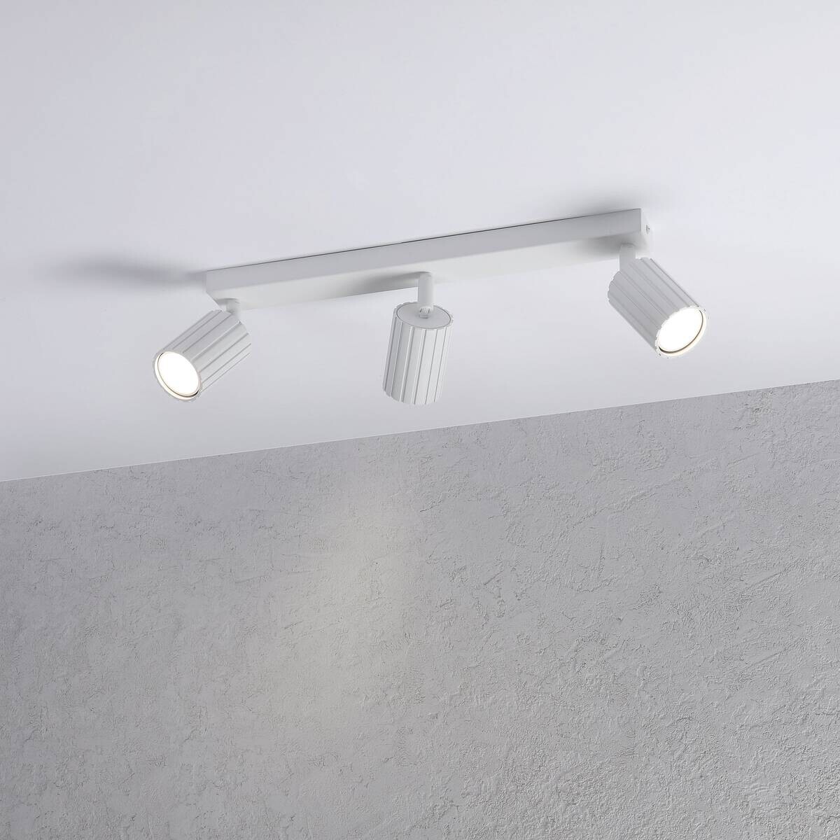 Lamkur Strahler Prisma weiß Stahl B/H/L: ca. 6,5x16,5x45 cm 3 Brennstellen