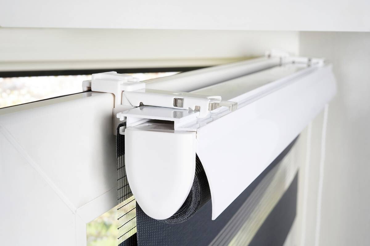 Doppelrollo mit Blende grau B/L: ca. 140x160 cm