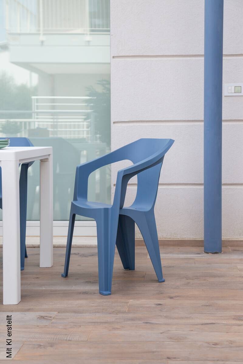 Toomax Stapelstuhl Marina rauchblau Kunststoff B/H/L: ca. 55x83x59 cm