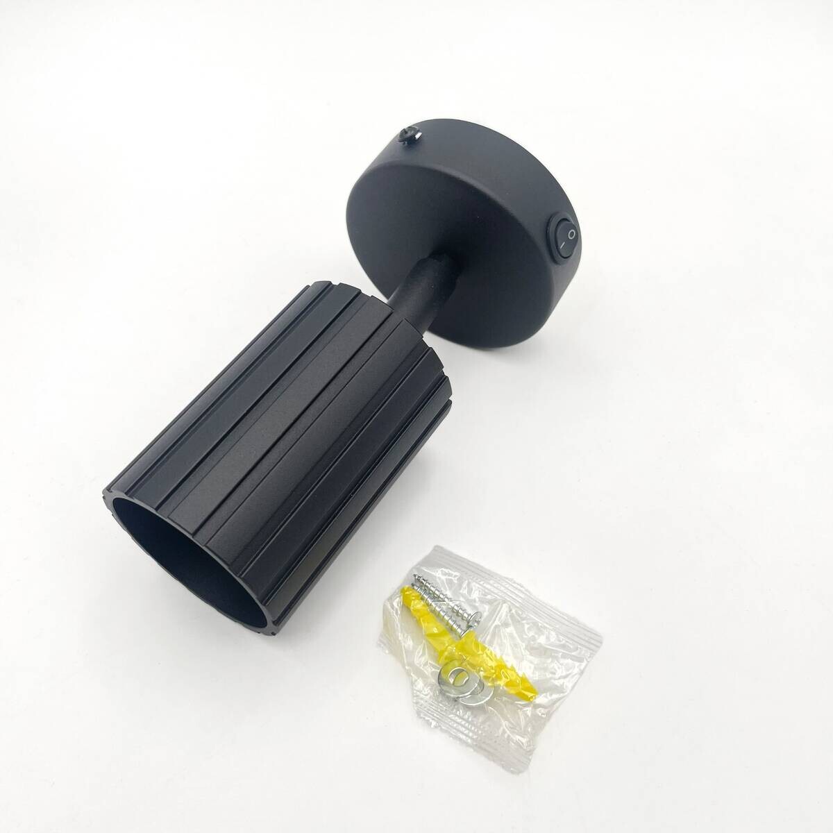 Lamkur Wandleuchte Prisma schwarz Stahl B/H/L: ca. 8x16x8 cm GU10 1 Brennstellen