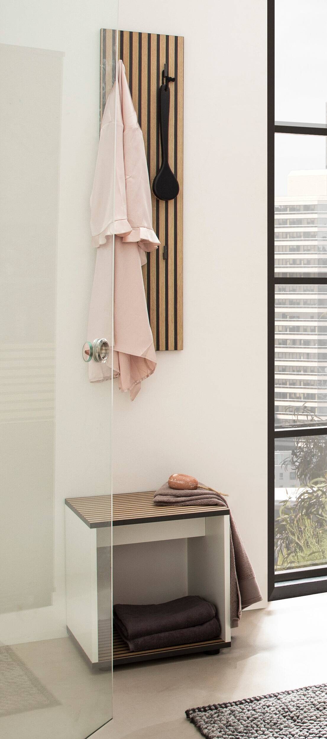 Garderobenpaneel Katta Eiche hell Nachbildung anthrazit B/H/T: ca. 24,5x109x2,6 cm