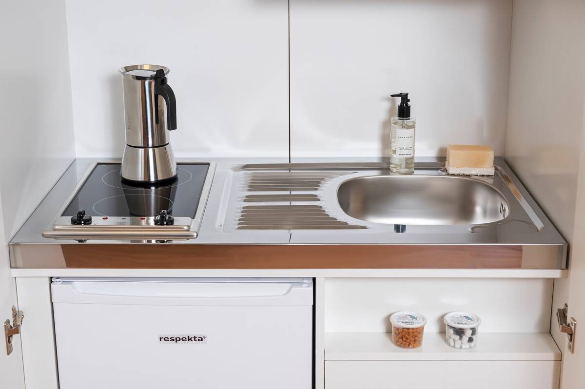 Respekta Schrankküche Economy schwarz matt B/H/T: ca. 104x193x67 cm