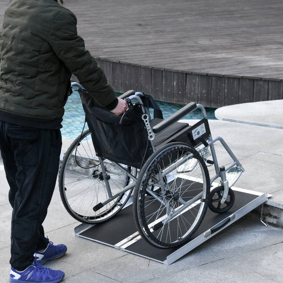 HOMCOM Haushaltshelfer silber PVC B/H/L: ca. 73x93x5 cm