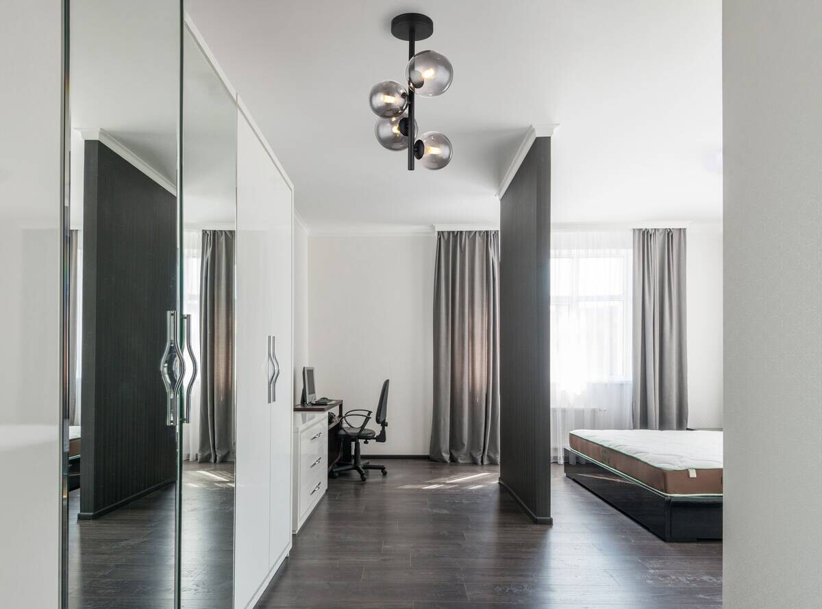 GLOBO Deckenleuchte schwarz Metall H/D: ca. 40x23,5 cm G9 4 Brennstellen